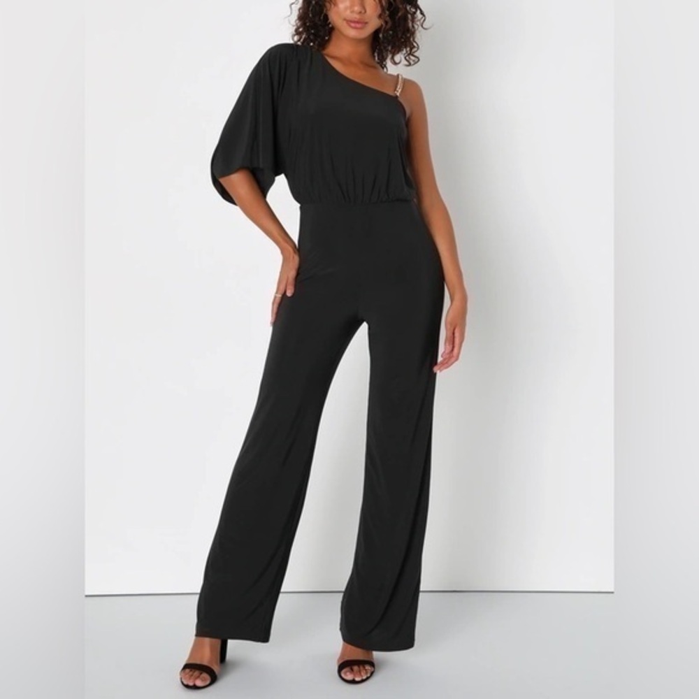 Lulus Brilliant Glamour Black One Shoulder Chain Strap Jumpsuit size small